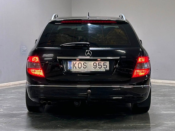 Mercedes-Benz C180 7 of 23