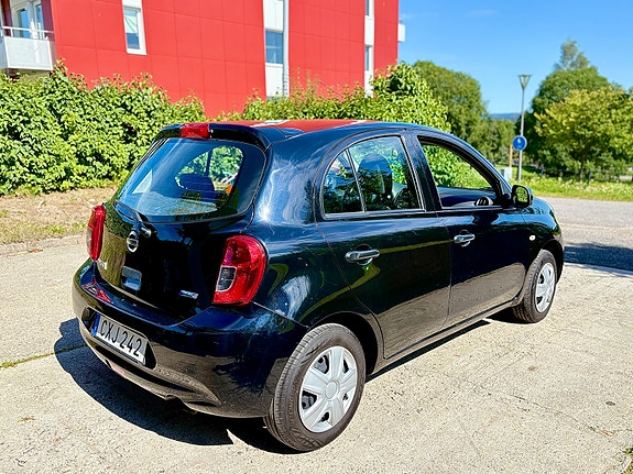 Nissan Micra 2 of 11