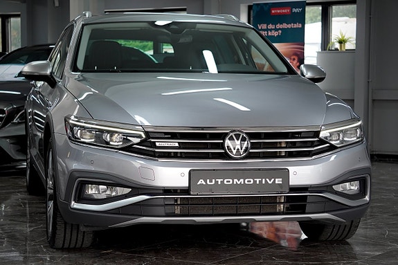 Volkswagen Passat Alltrack 2 of 21