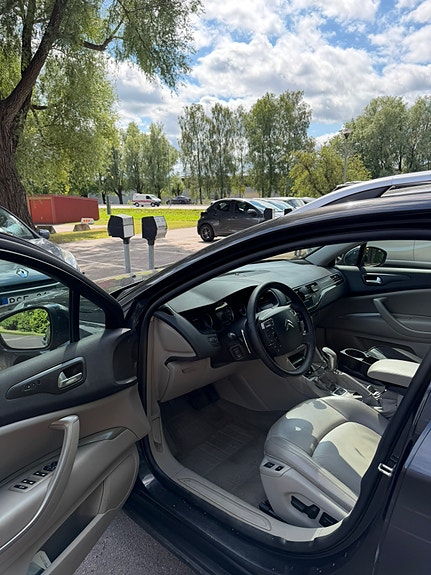 Citroen C5 4 of 6
