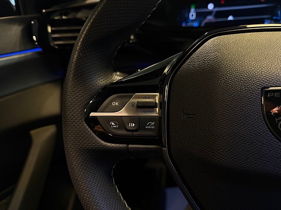 Peugeot 408 18 of 27