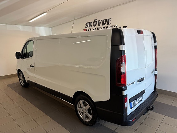 Renault Trafic 3 of 9