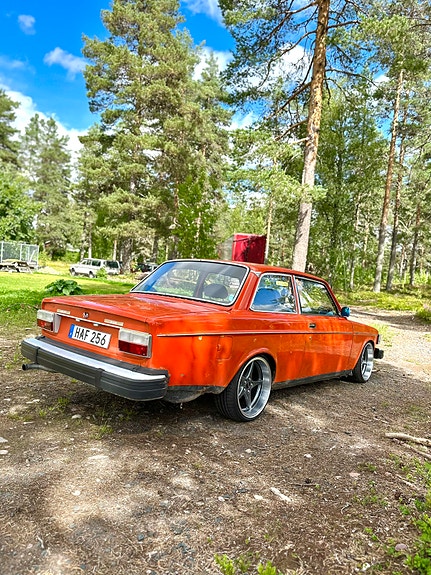 Volvo 142 3 of 5