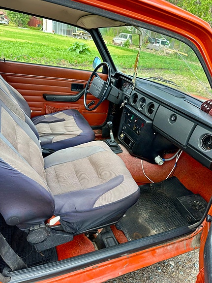 Volvo 142 5 of 5