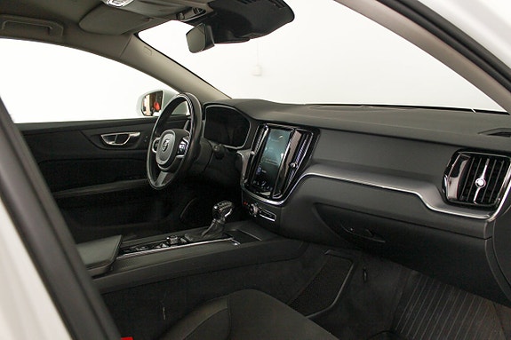 Volvo V60 Cross Country 20 of 24