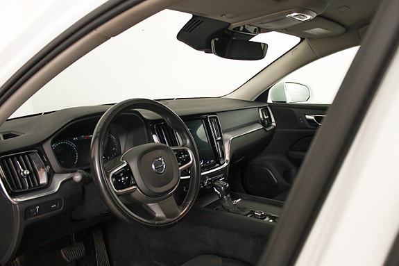 Volvo V60 Cross Country 16 of 24