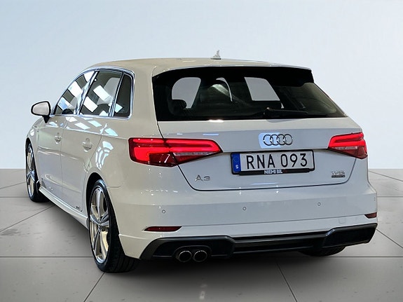 Audi A3 4 of 20