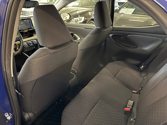 Toyota Yaris 20 of 23
