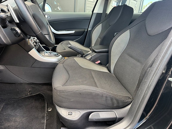Peugeot 308 12 of 19