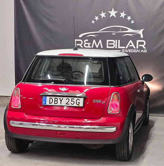 MINI One 7 of 22