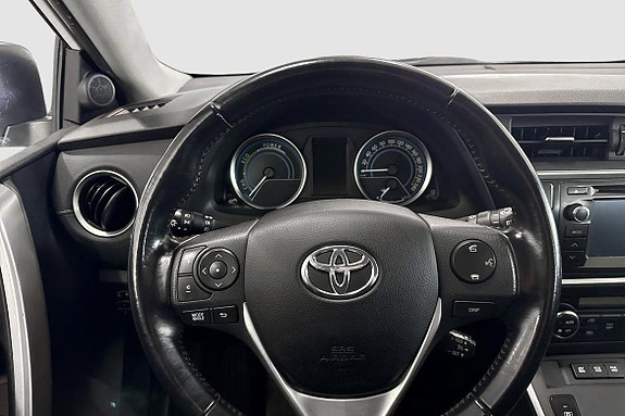 Toyota Auris 10 of 11