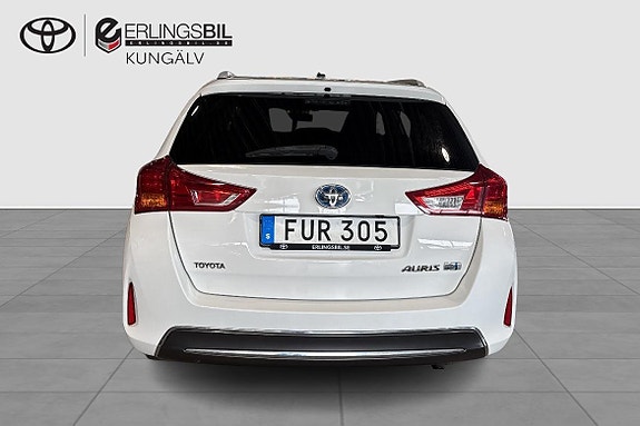 Toyota Auris 4 of 11