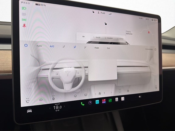 Tesla Model Y 20 of 30