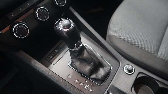 Skoda Octavia 12 of 17