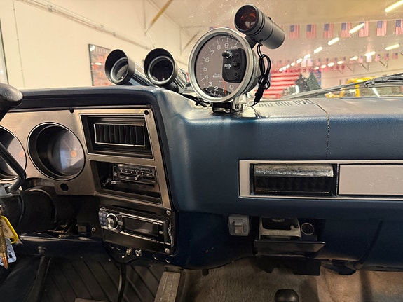 Chevrolet K10 19 of 25