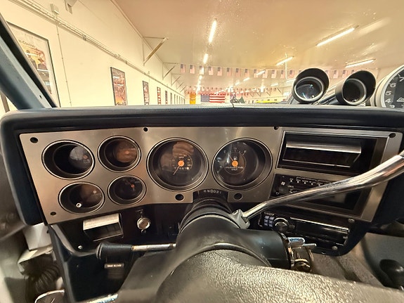 Chevrolet K10 18 of 25