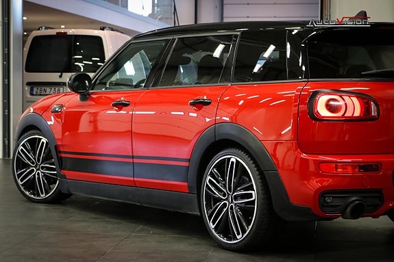MINI Clubman Cooper S 3 of 30