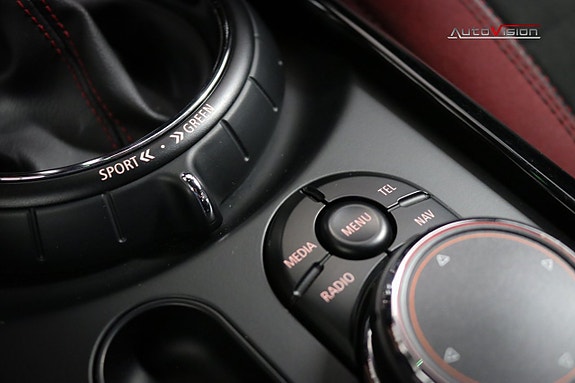 MINI Clubman Cooper S 23 of 30