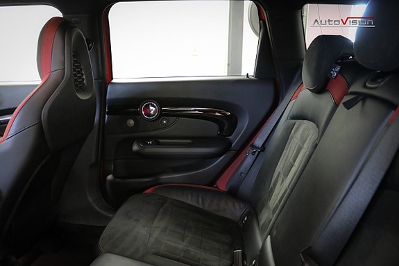 MINI Clubman Cooper S 27 of 30