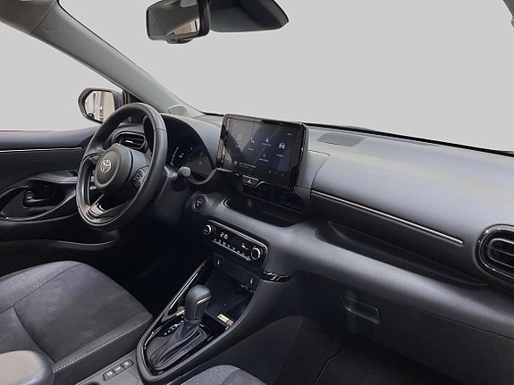 Toyota Yaris 9 of 21