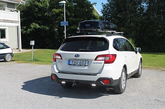 Subaru Outback 4 of 10