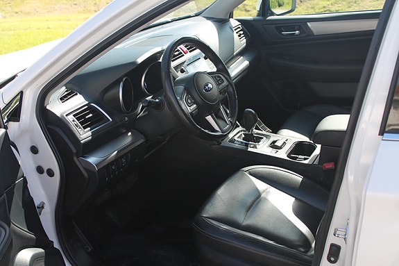 Subaru Outback 6 of 10