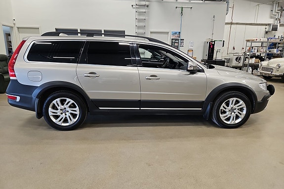 Volvo XC70 4 of 18