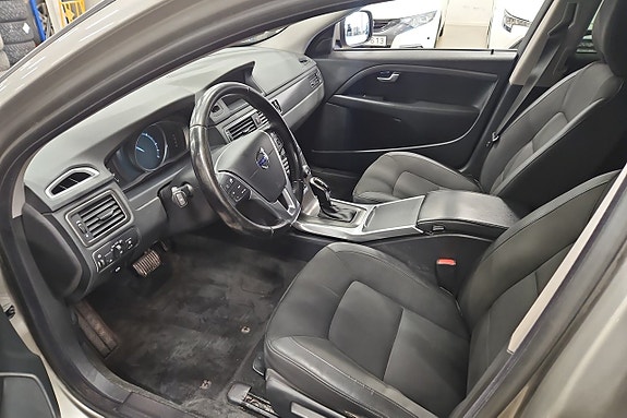 Volvo XC70 9 of 18
