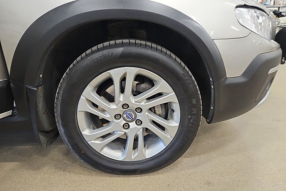 Volvo XC70 15 of 18