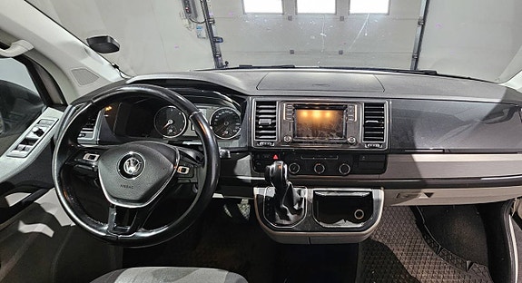 Volkswagen Transporter 3 of 16