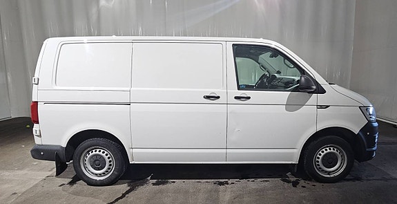 Volkswagen Transporter 8 of 16