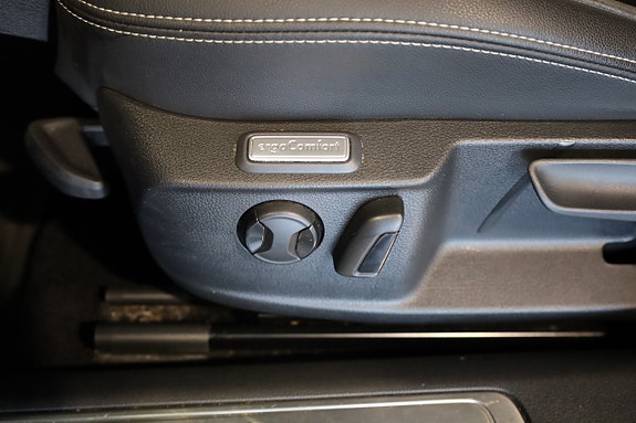Volkswagen Passat Alltrack 11 of 20