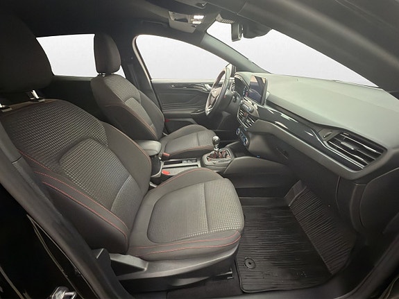 Ford Focus 11 of 27