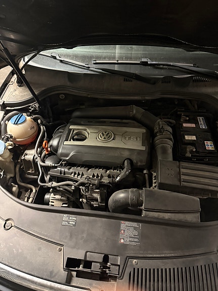 Volkswagen Passat 13 of 15