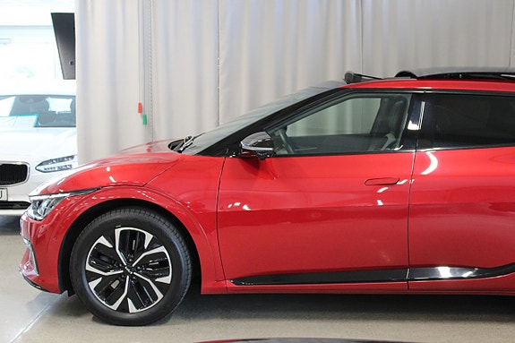 Kia EV6 6 of 30