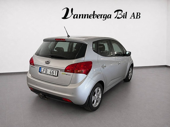 Kia Venga 4 of 7