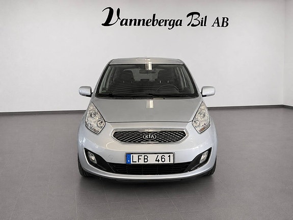 Kia Venga 2 of 7