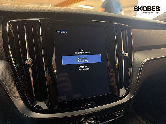 Volvo V60 24 of 27