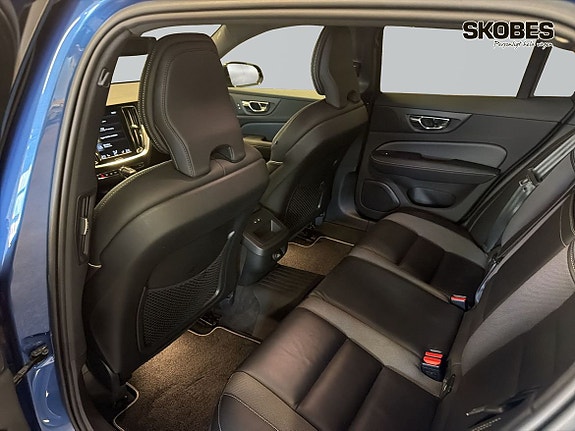 Volvo V60 10 of 27