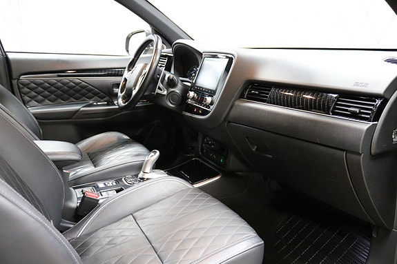 Mitsubishi Outlander 17 of 26