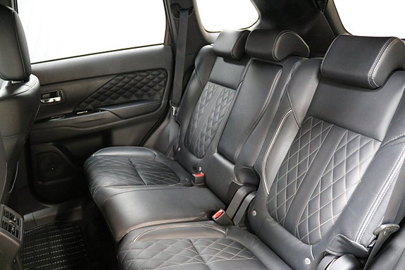 Mitsubishi Outlander 9 of 26