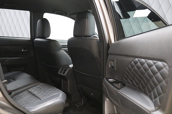 Mitsubishi Outlander 19 of 26