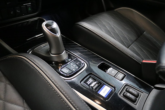Mitsubishi Outlander 13 of 26