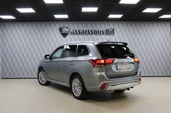 Mitsubishi Outlander 21 of 26