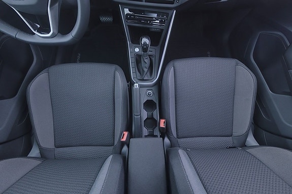 Volkswagen Polo 11 of 18