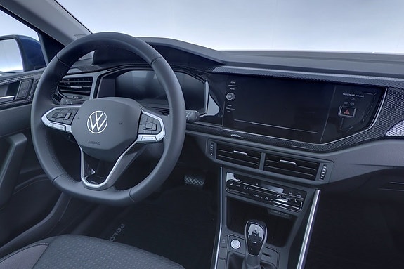 Volkswagen Polo 10 of 18
