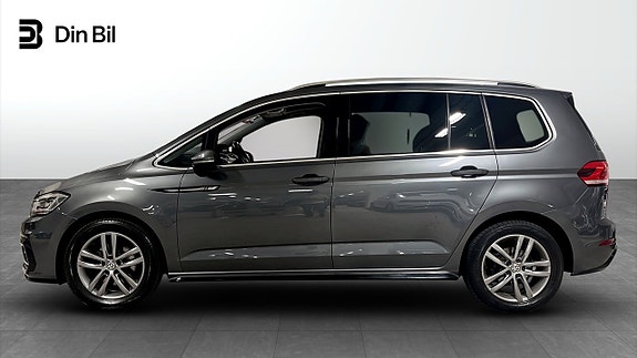 Volkswagen Touran 2 of 14