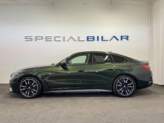 BMW i4 3 of 30