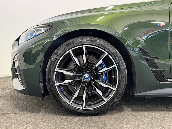 BMW i4 27 of 30