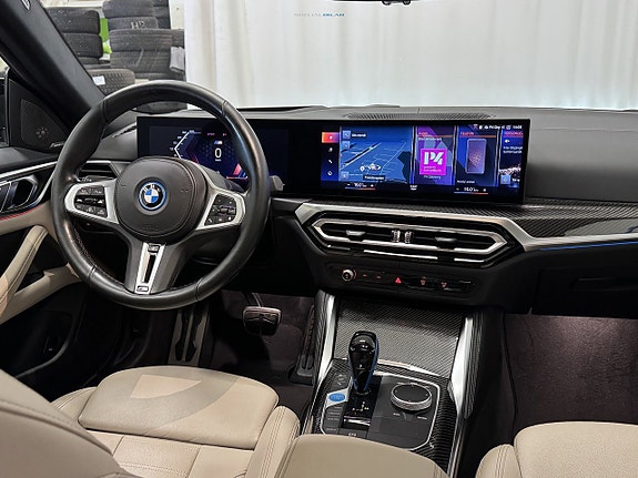 BMW i4 21 of 30